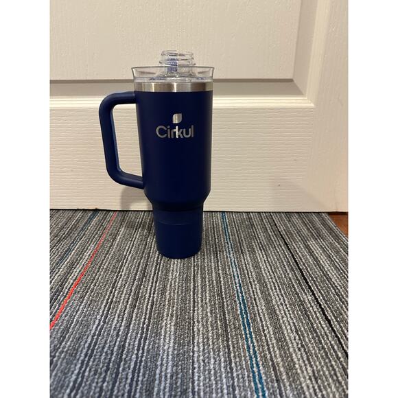 Cirkul 40oz StrawSip Double-Wall Insulated Stainless Steel , Midnight Blue Navy - Picture 1 of 4